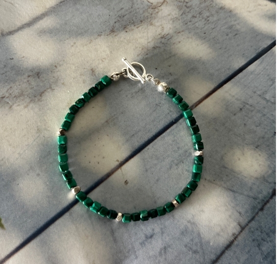 liora孔雀石手鍊, 局部特寫圖