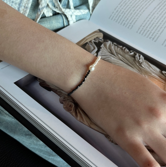黑色尖晶石珍珠手鍊, 襯托出你優雅的氣質.