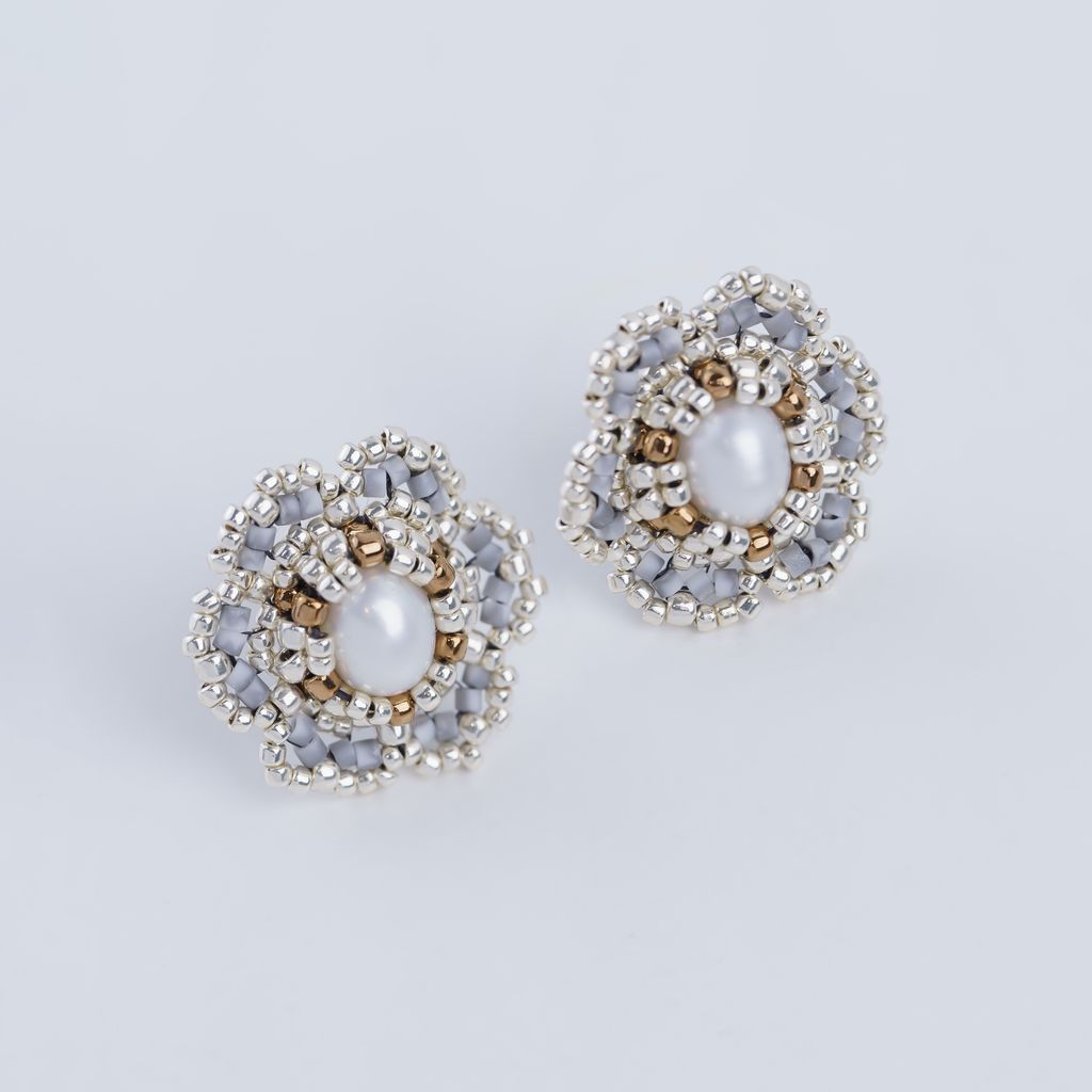 現貨-針式霧霾色小花