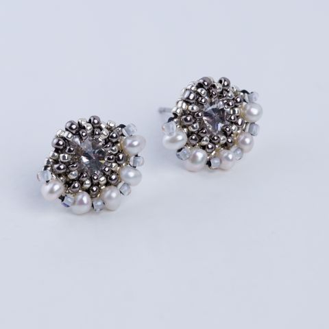 現貨-針式-白色水餃耳環