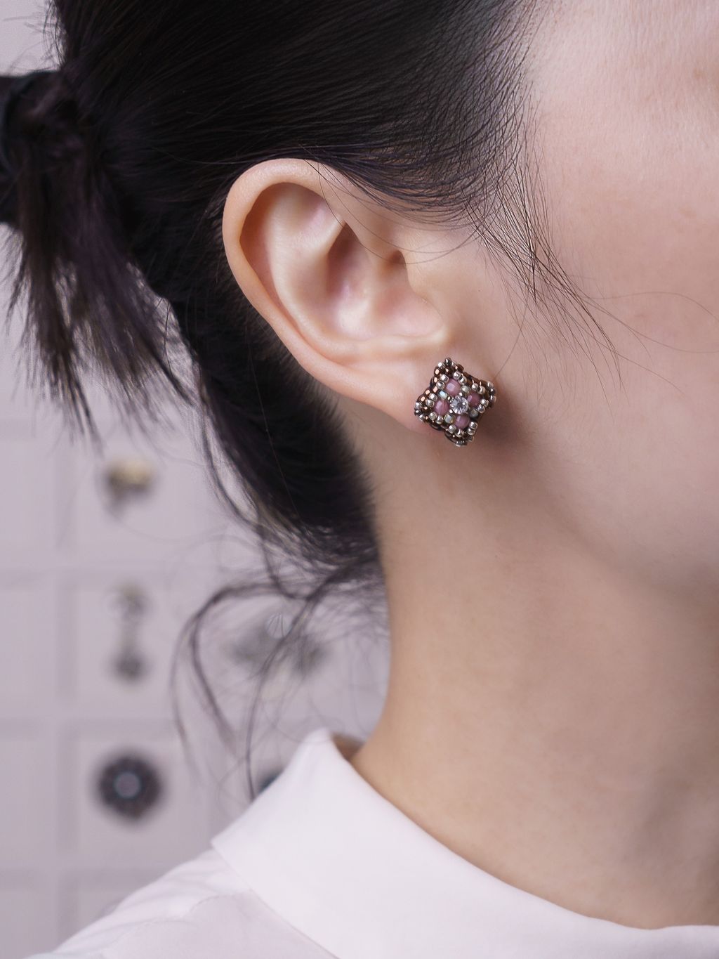 小拜占庭耳環_粉_上身