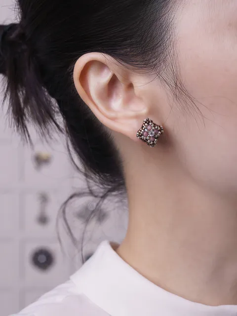 小拜占庭耳環_粉_上身