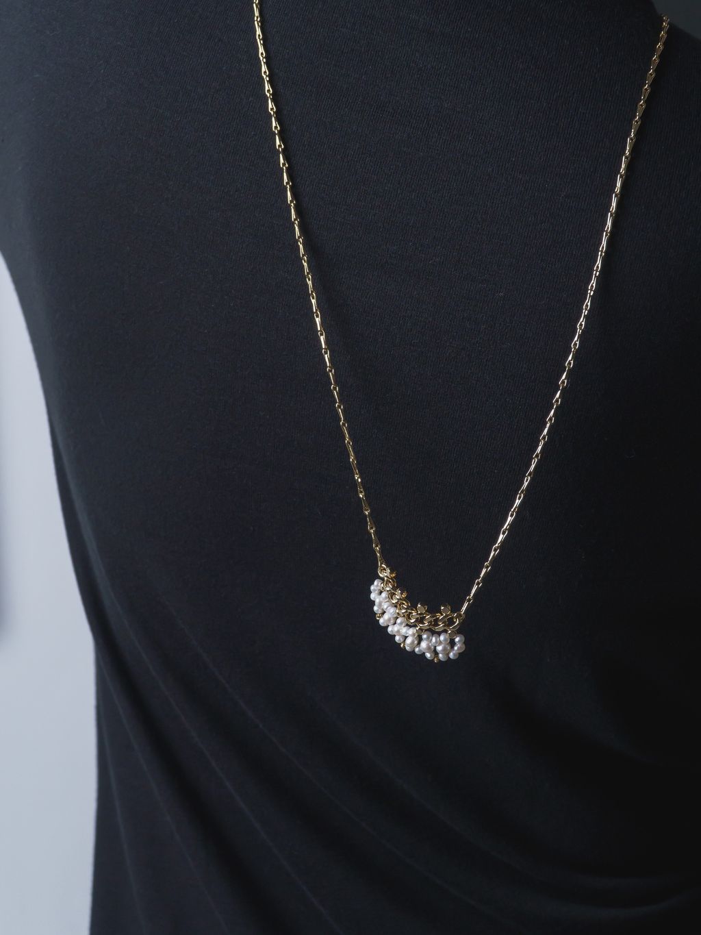 細長鏈舞伶項鏈上身_1