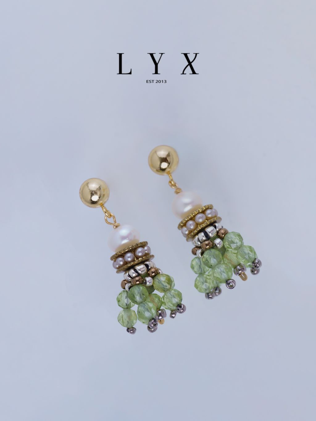 new_萊姆流蘇耳環_白背1