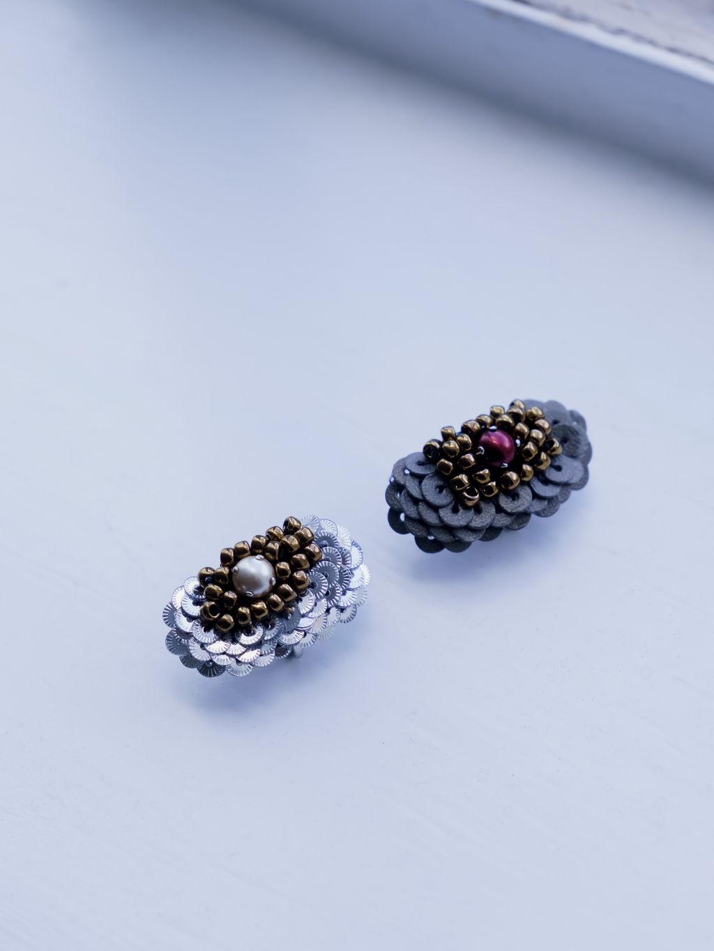 紅黑_白銀蒲公英耳環_組