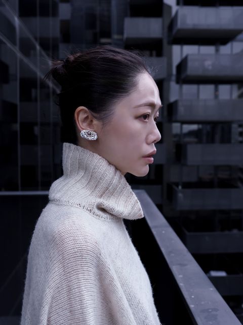 黑珍珠_銀白蒲公英耳環_上1