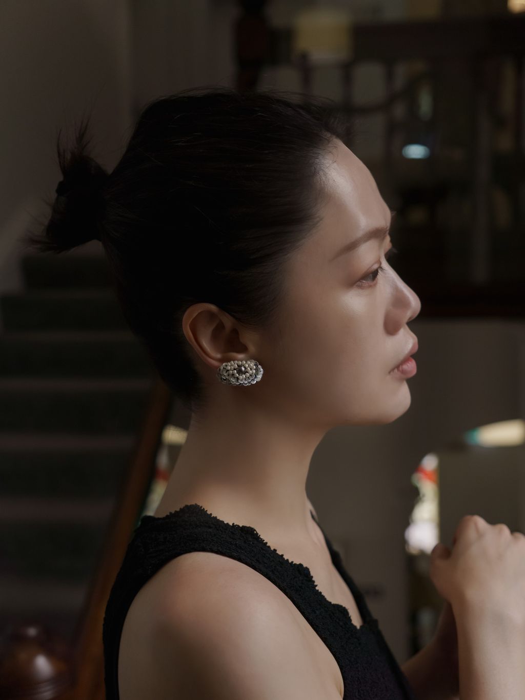 黑珍珠_銀白蒲公英耳環_上