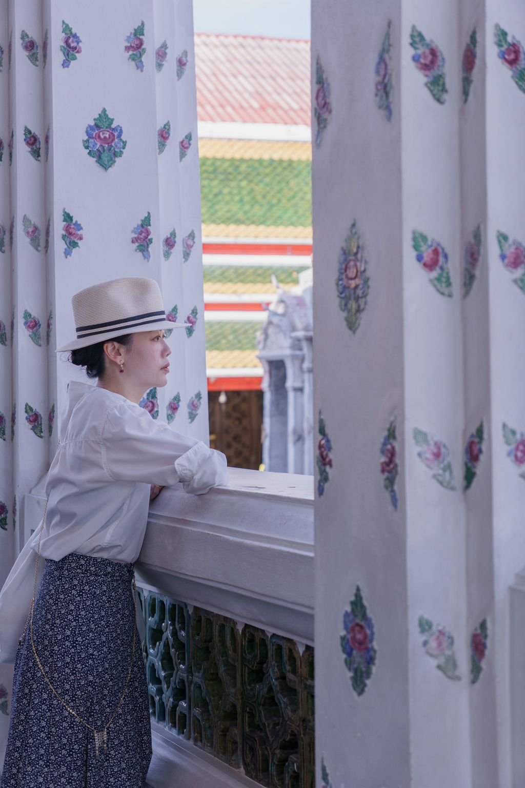 _momo_上身_莎草紙小流蘇耳環_紅4