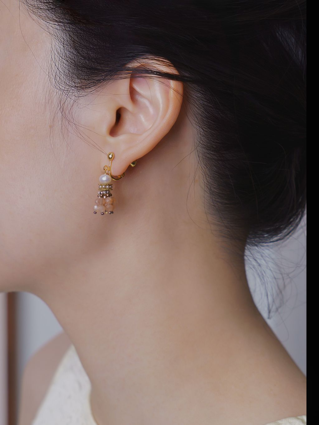 櫻花流蘇耳環_上身3