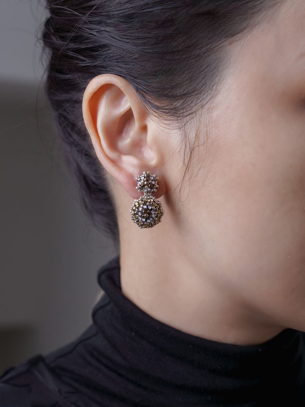 1白頭_黃色羅斯雪人耳環_棚1