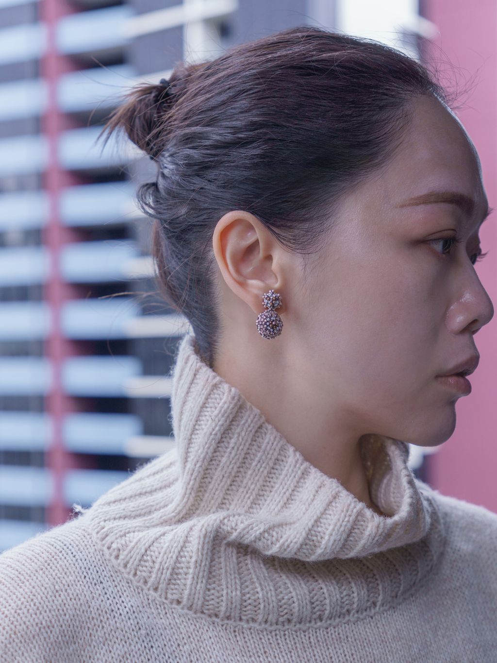 白頭_粉色羅斯雪人耳環_上4