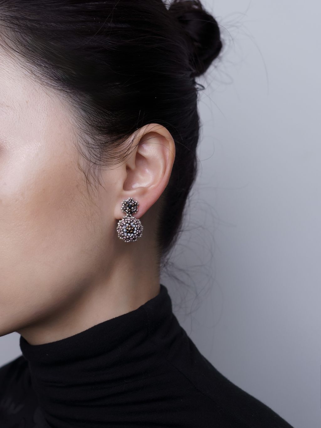 1黑頭_粉色羅斯雪人耳環_棚