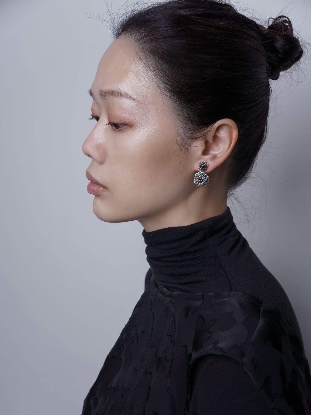 1黑頭_綠色羅斯雪人耳環_棚1