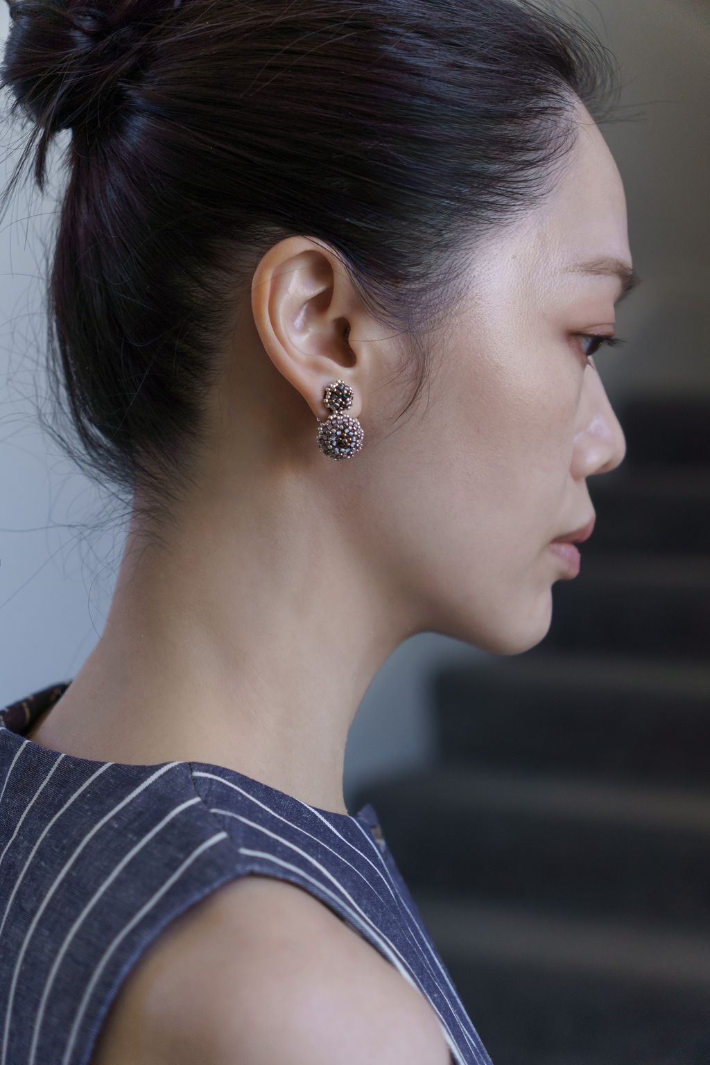 黑頭_粉色羅斯雪人耳環_上3