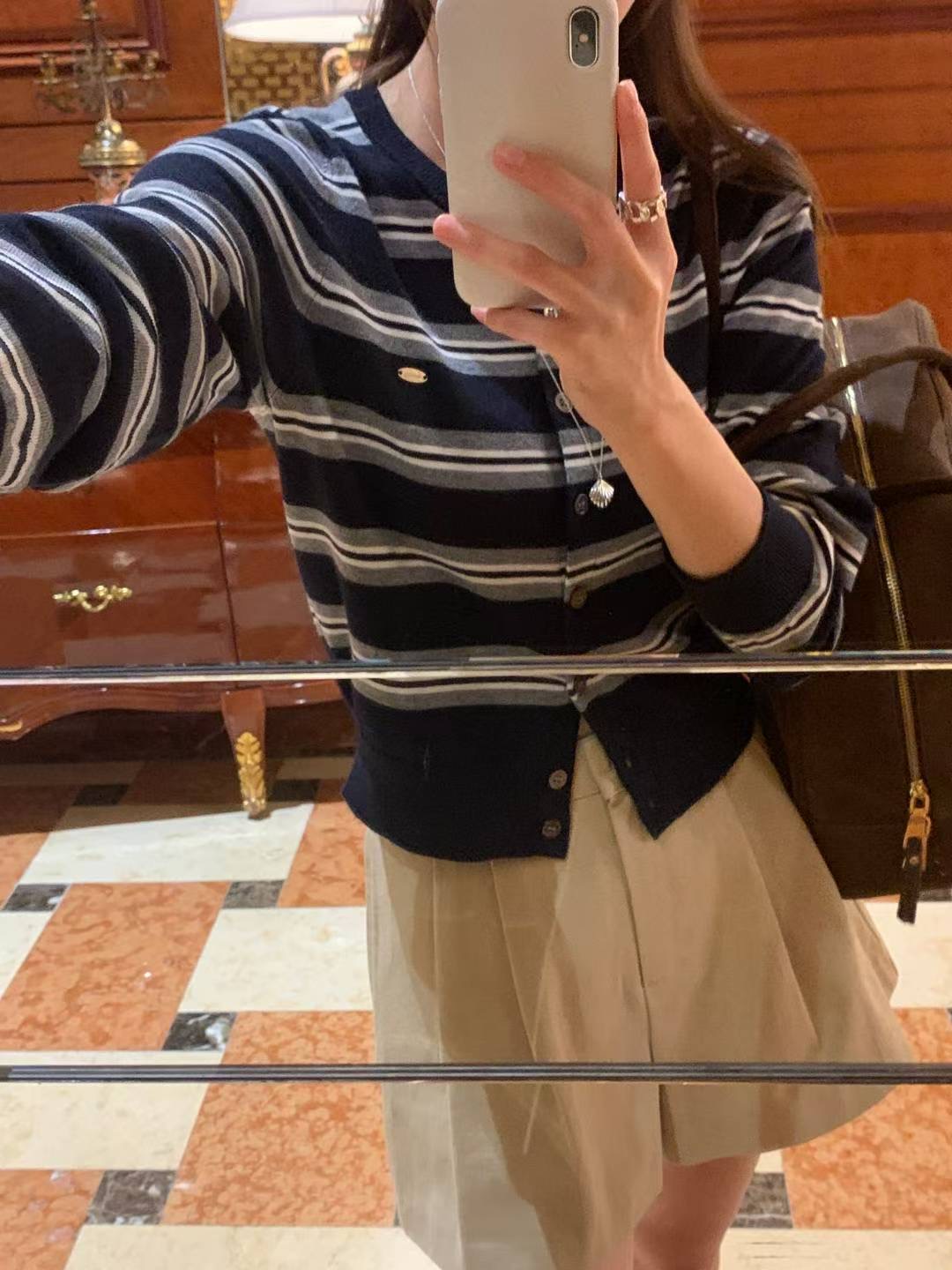 a52c084fdfefb66168761364d55ef26e