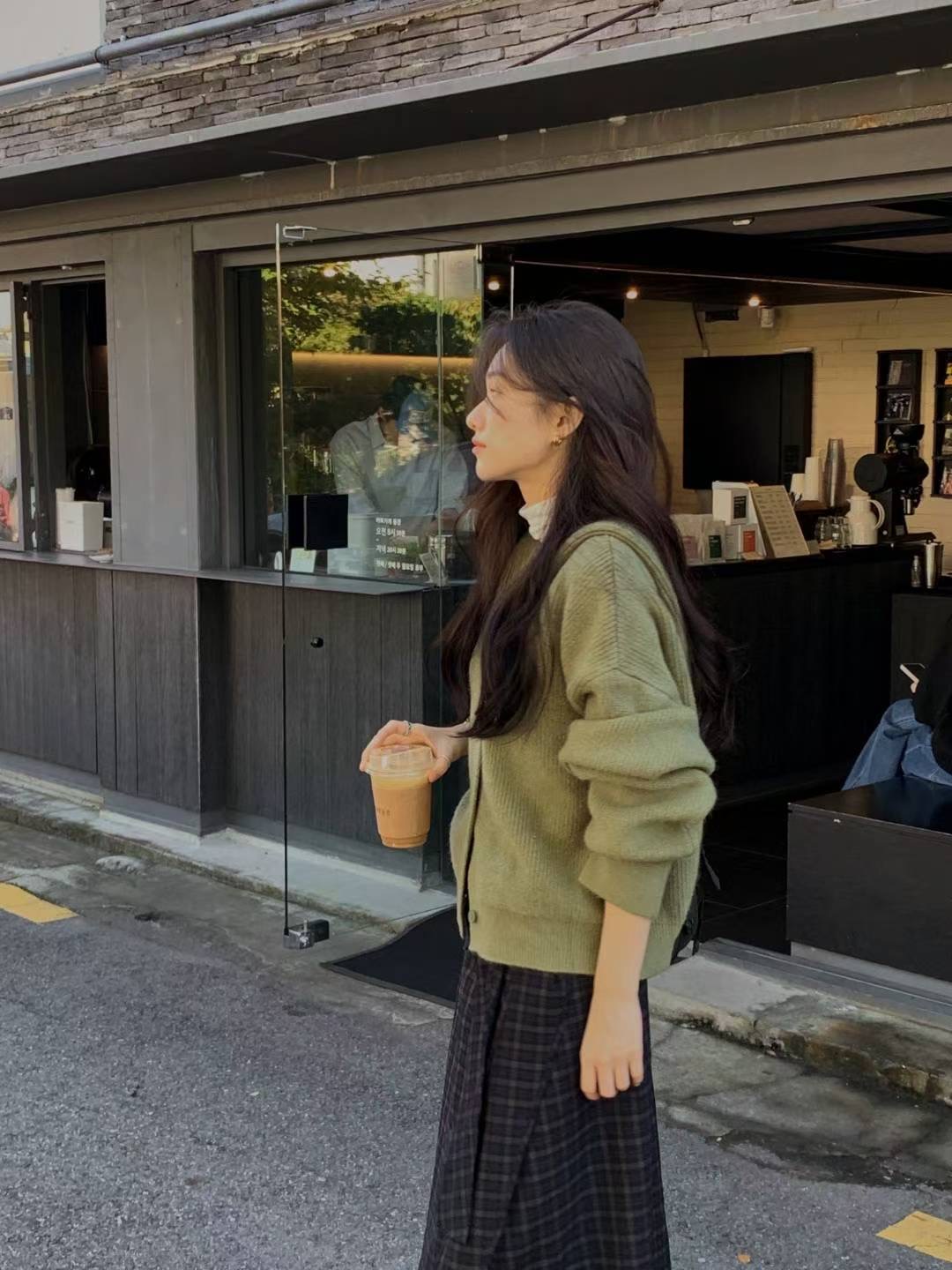 ceb89e1389f9a9c12b8f95217bddba73