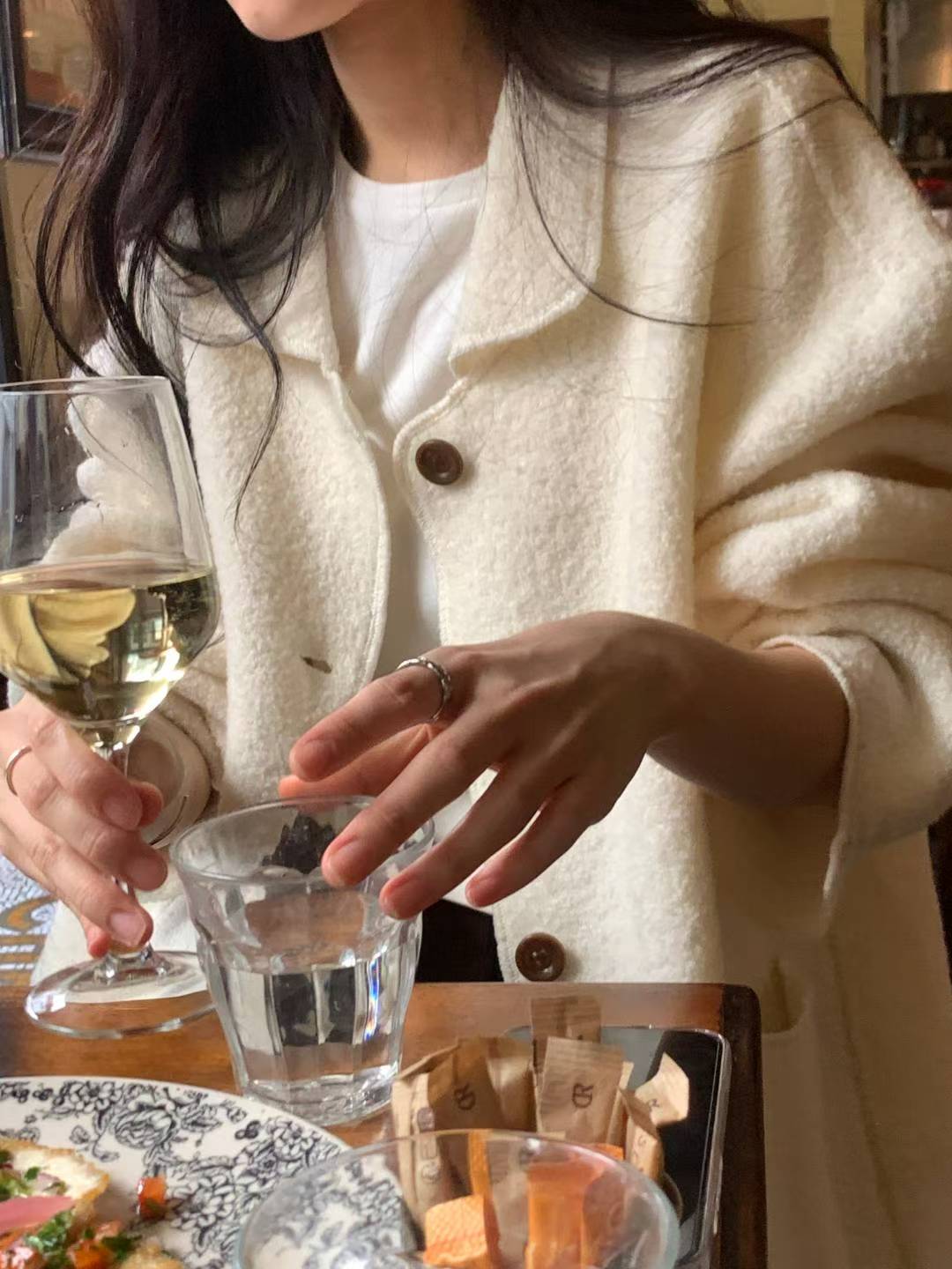 f069ba8dd51a7e704a2d6525d9cc3df4