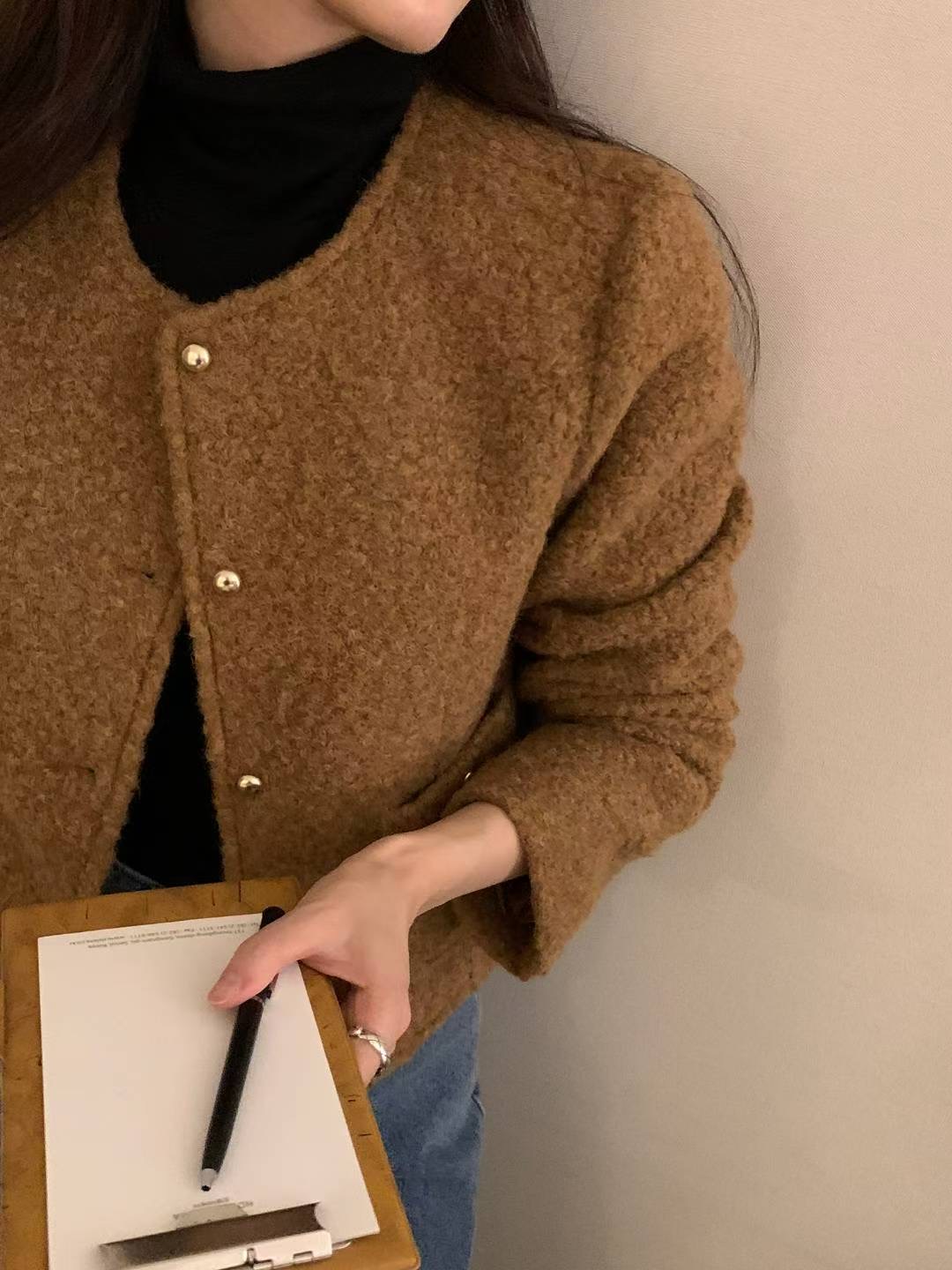 b8e28f6e8c327fc5efa923e899f05d32