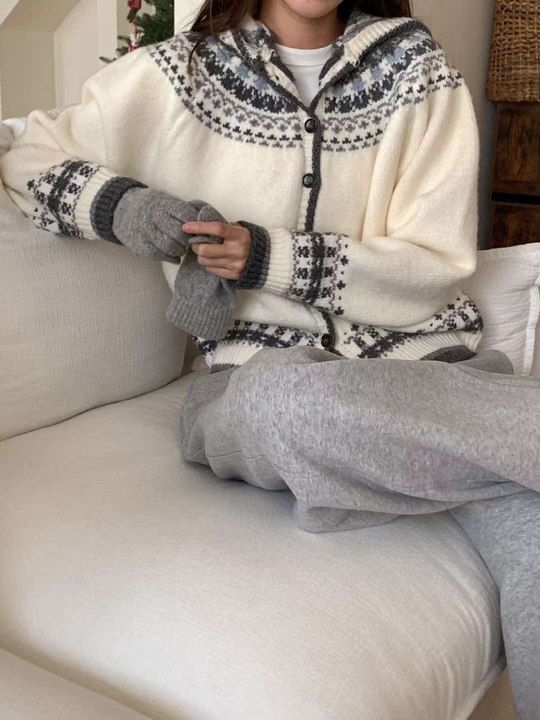 2cc4685841d47ee9268d53c0e4563819