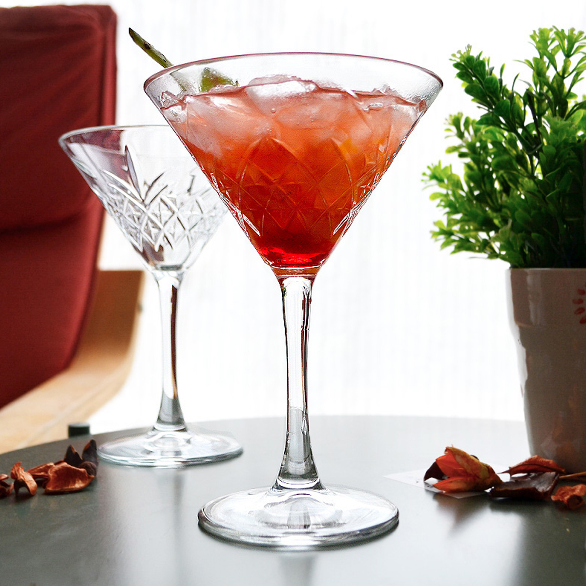 Pasabahce 雕花馬丁尼杯_3