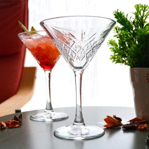 Pasabahce 雕花馬丁尼杯_2