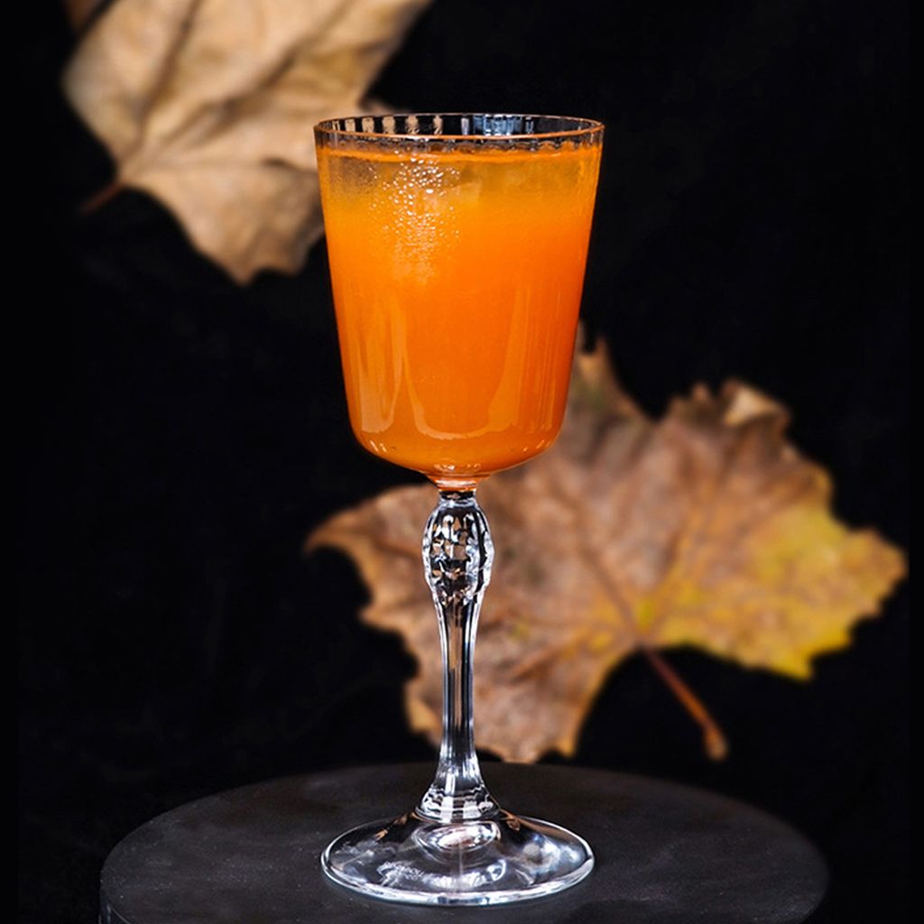 雕紋水晶苦艾酒杯_2