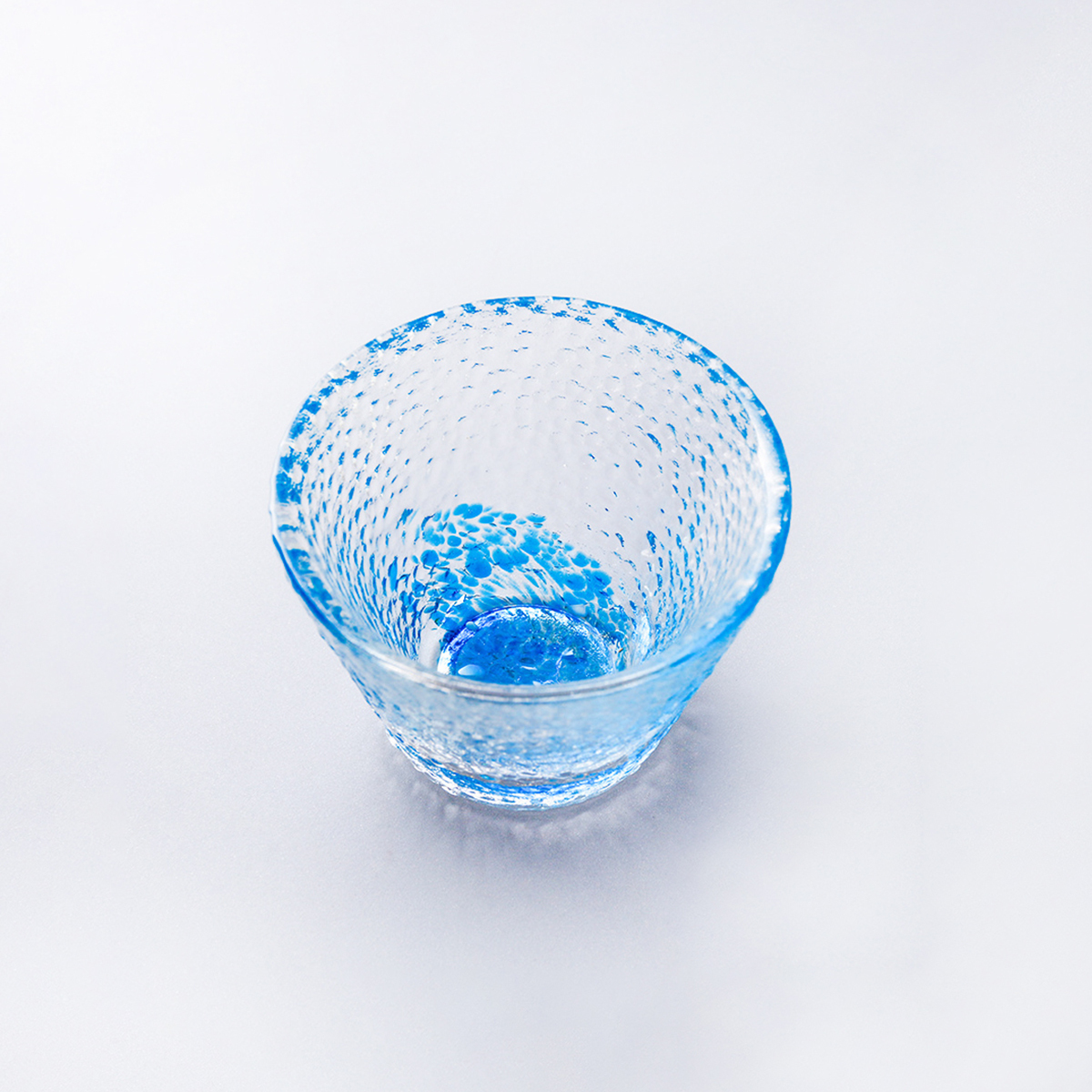 日式琉璃淺酒杯_15