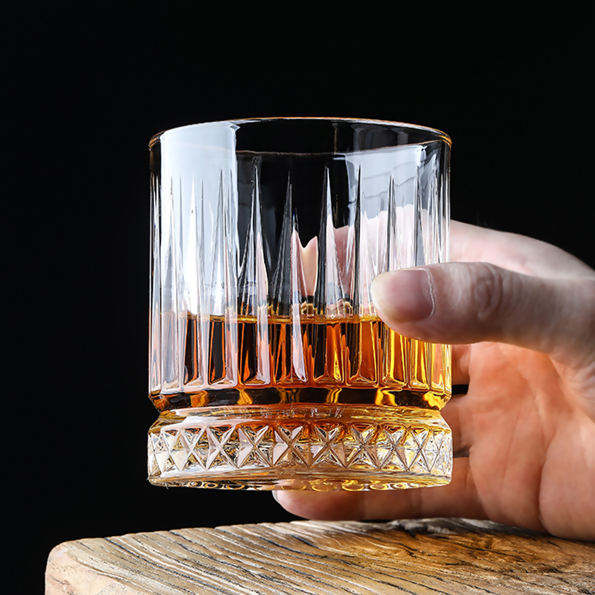 雕底直紋威士忌杯_5