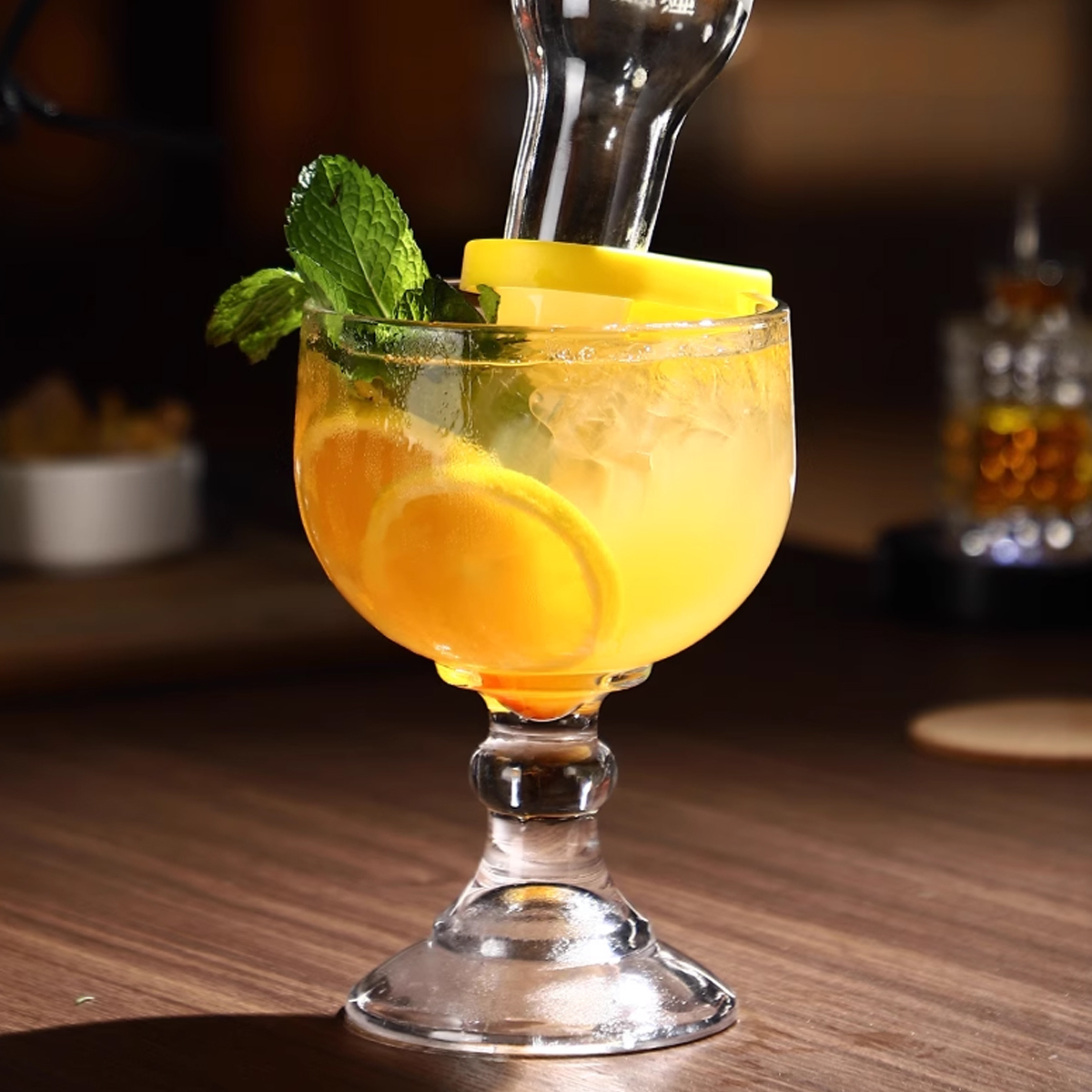 啤酒卡扣專用杯_4