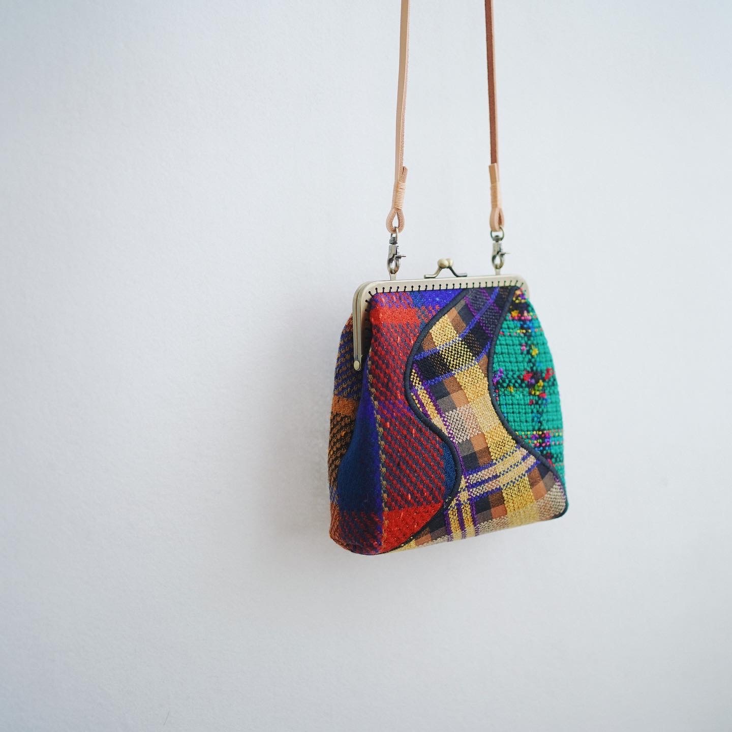 154E68E7-27F4-4B0F-9044-74845870C31E