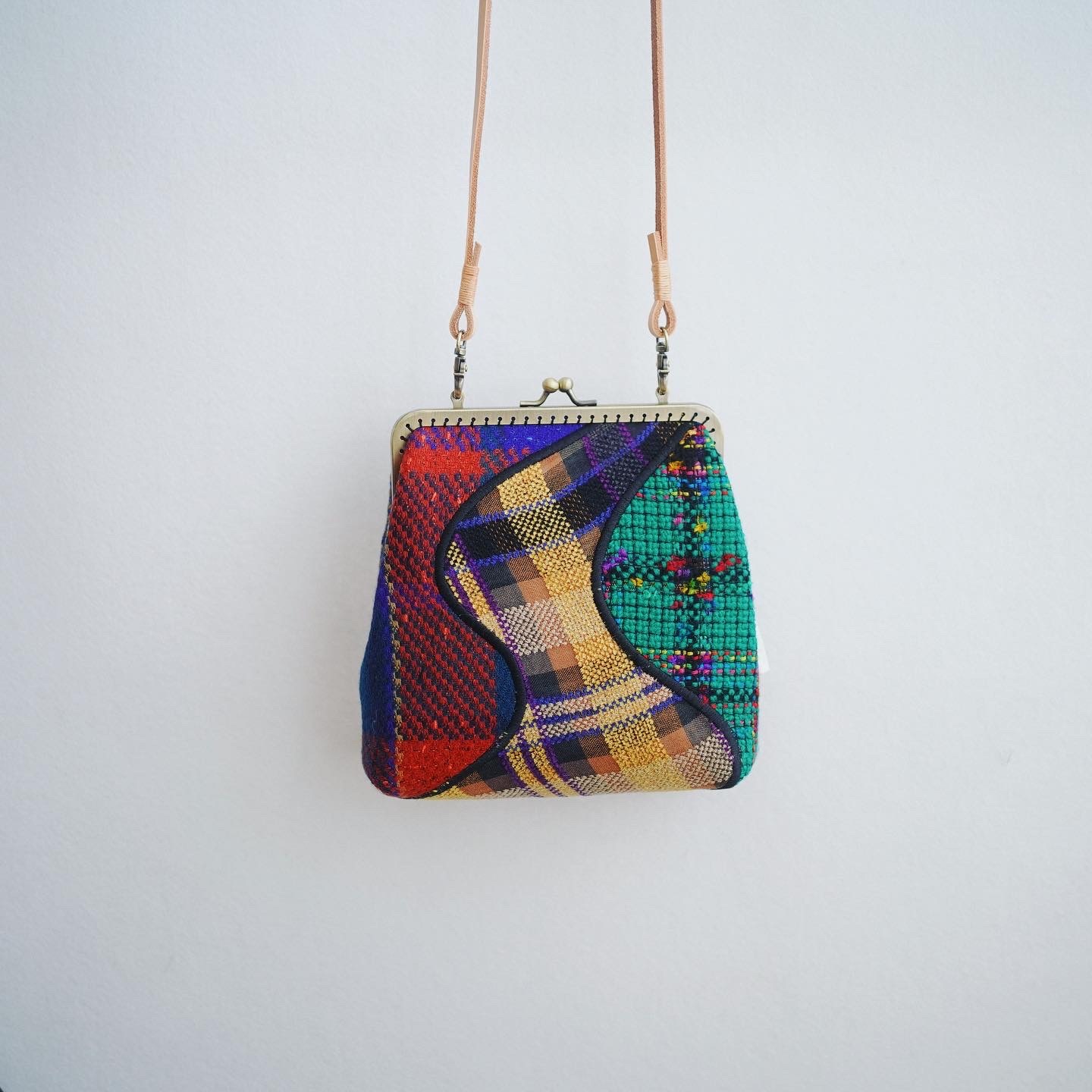 B536ACC9-F4C2-4700-8E59-CFA36D770BE6