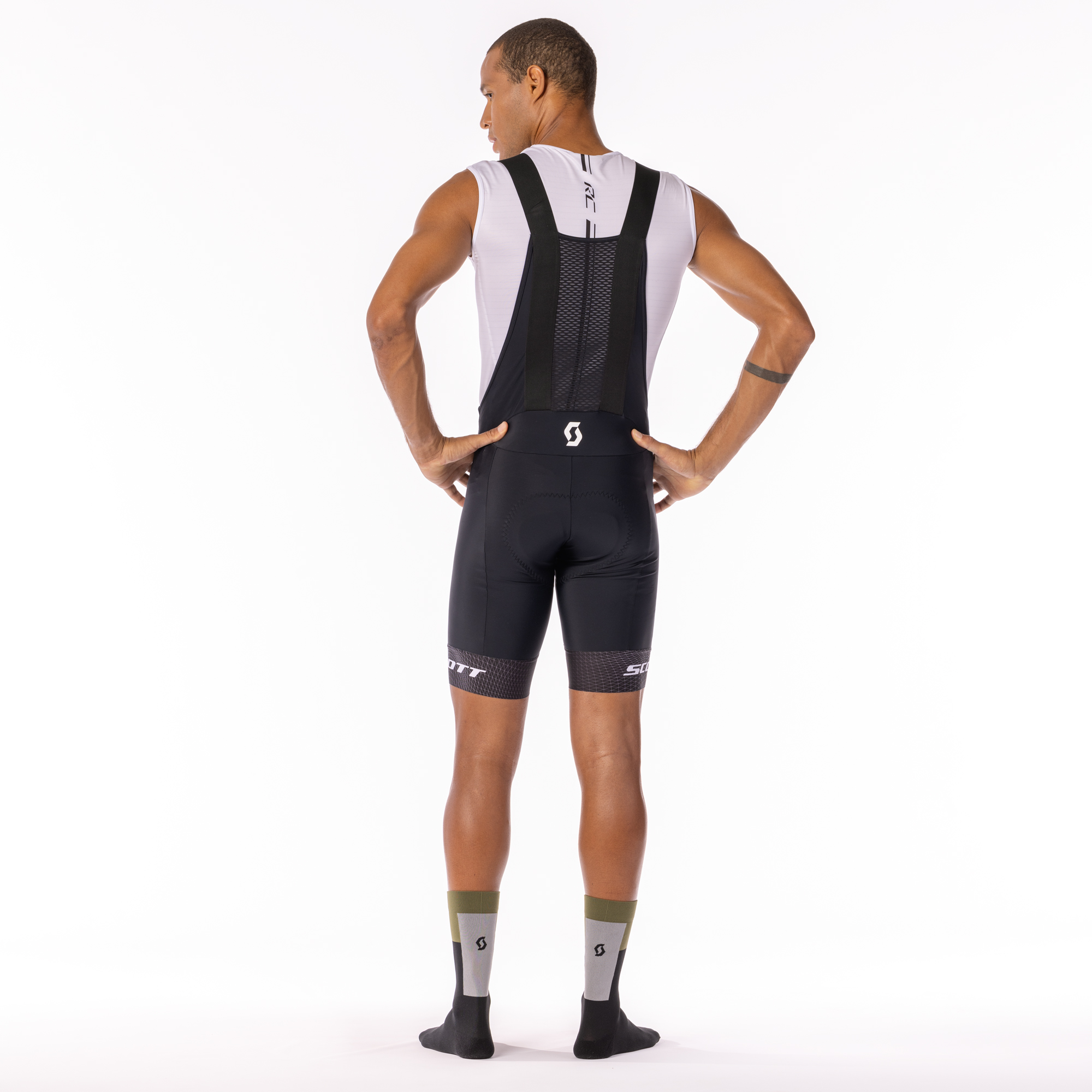 2023_Bikewear_Studio_Men_RC_Pro_004