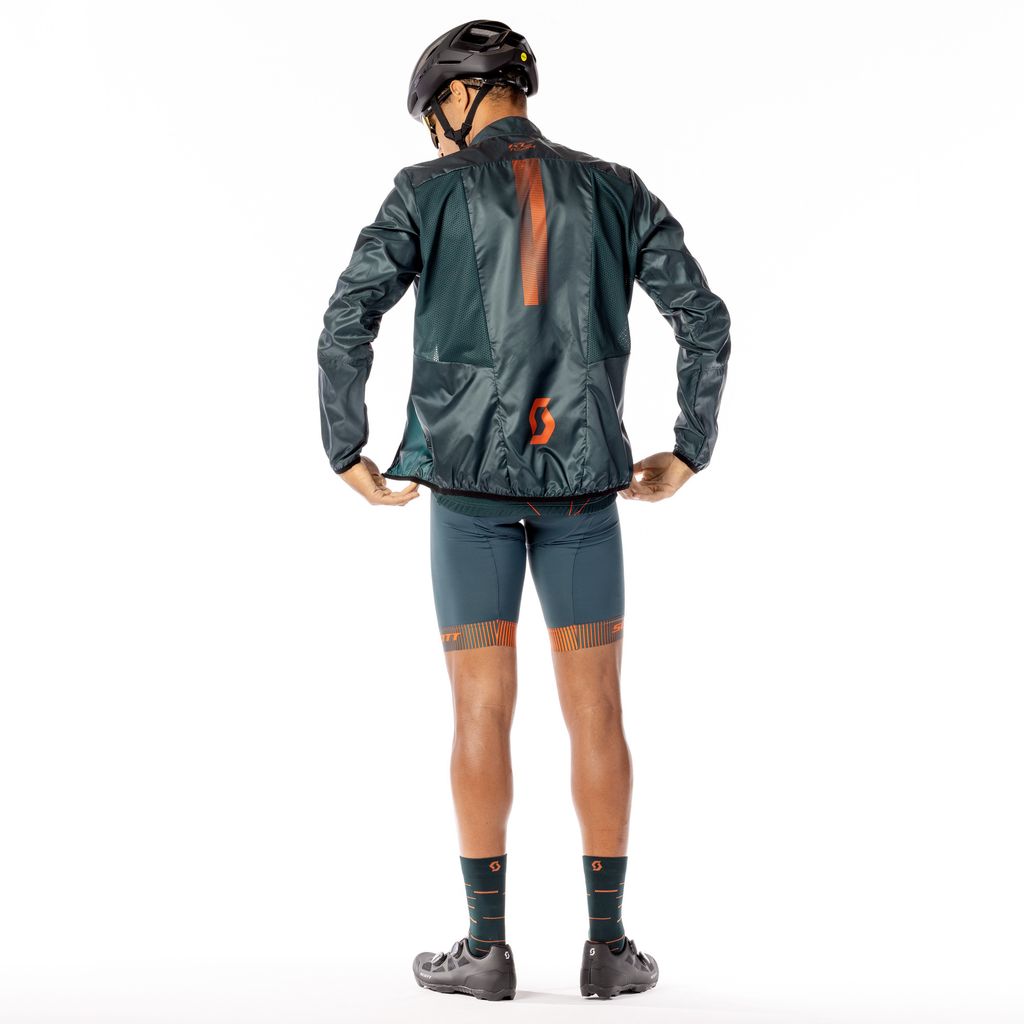 2023_Bikewear_Studio_Men_RC_Team_011