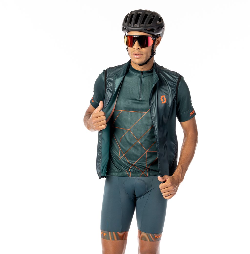 2023_Bikewear_Studio_Men_RC_Team_001