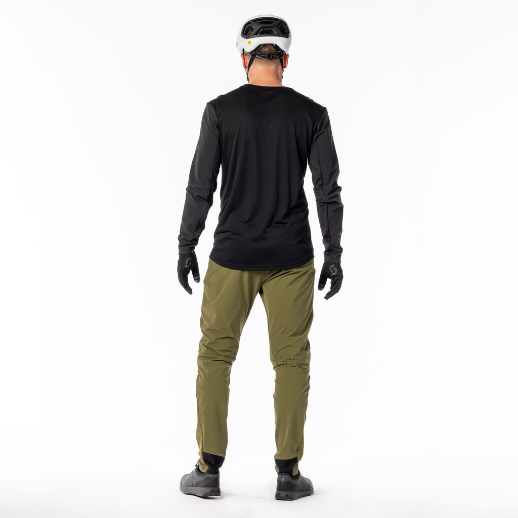 2023_Bikewear_Studio_Men_Trail_Vertic_030