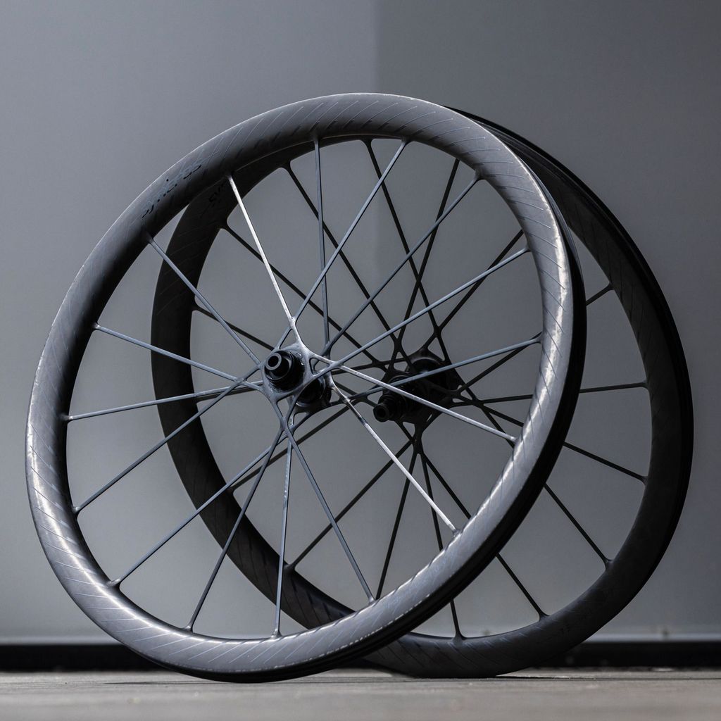 syncros_capital-sl-wheels-beauty-shot-front-2000x2000_2059868