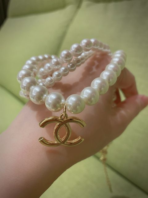 BBFB7A55-2F28-46F0-A239-34B566BBA911