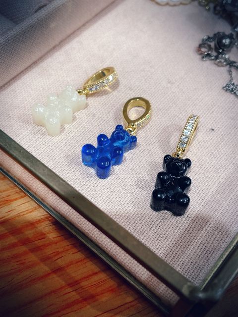 0DC8155D-EF79-44E8-A2F7-F89C0B1B8F15