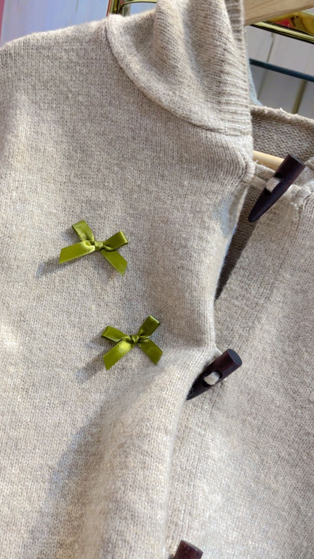 1F27FEF5-0178-4969-BDE1-0DCC291A68A8