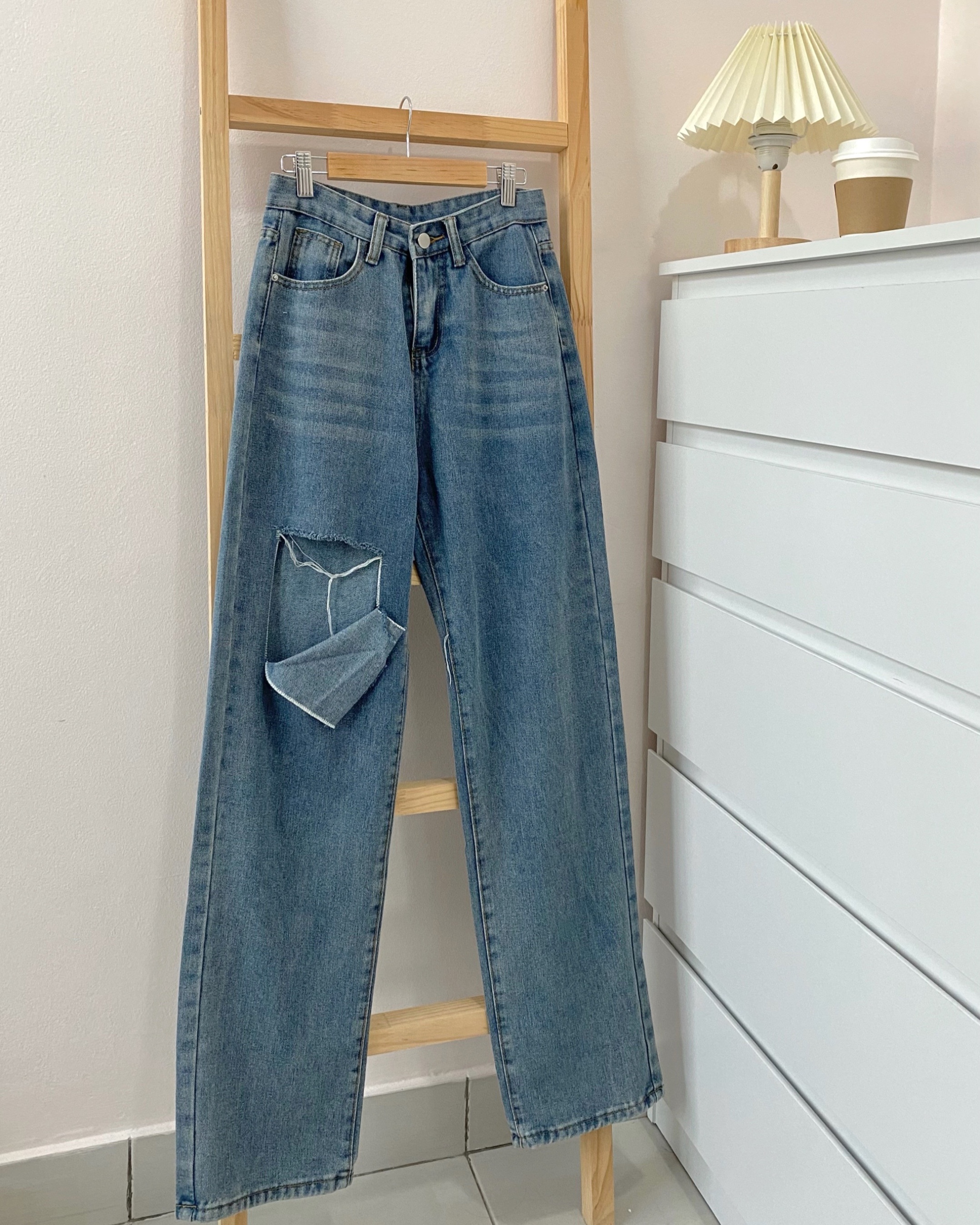 Ella Ripped Jeans-4