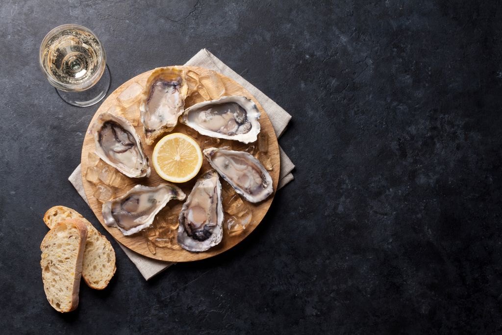 oysters-and-wine-P4S7J8W.jpg