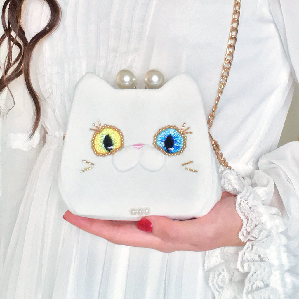 異色瞳白貓夫人短夾錢包 口金包 風后妃設計