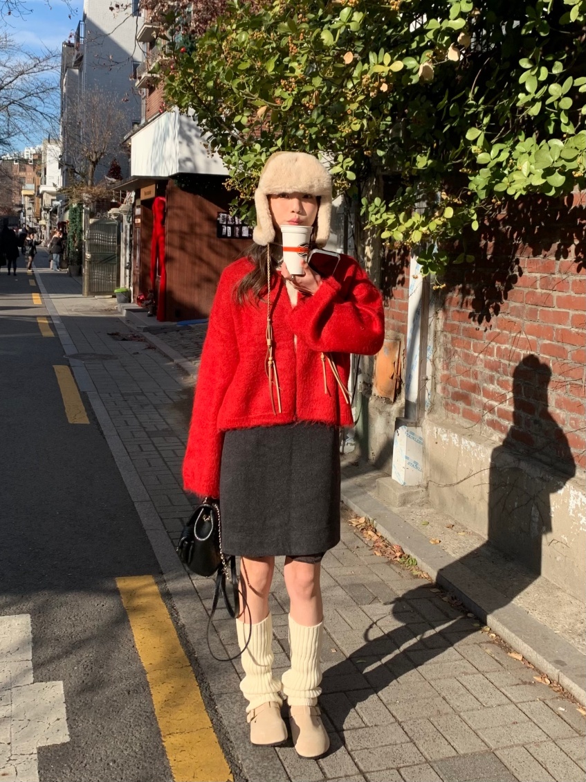 batch_47e4c7e43g84a7583180370d8144af0e