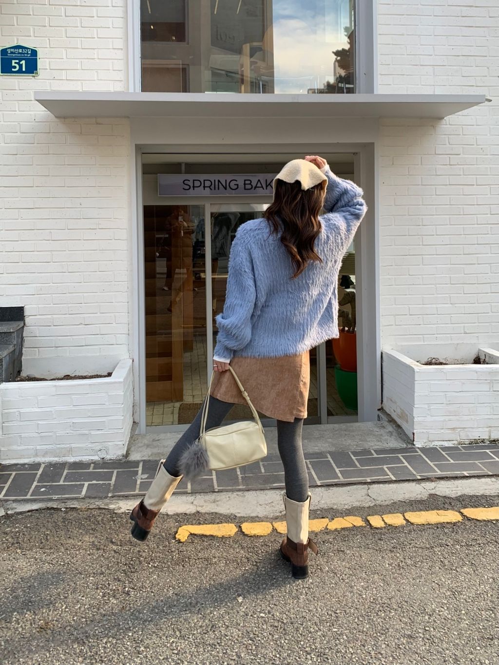 batch_0519ce808lb55ba9117f75e7121a1120