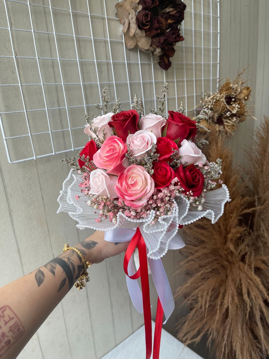 E4C6AD40-DFA0-4E4F-BBE3-DF4DF435F5D6