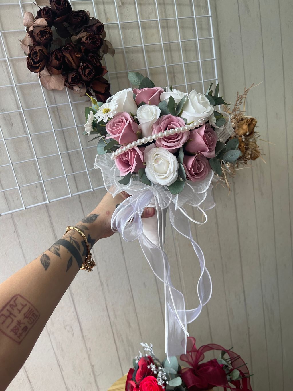 5D2175EC-5DE9-4394-BBA3-3B321422CC60