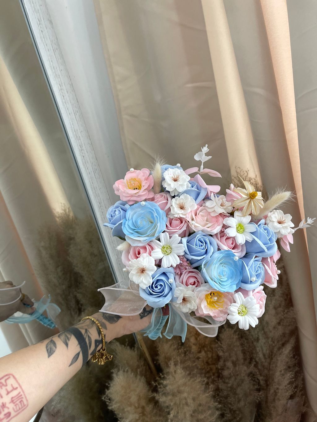 960C906A-9BE9-4A20-98E5-36C48A375772