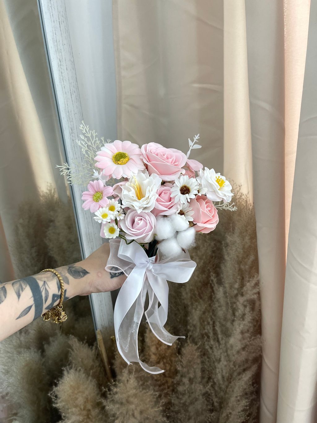 DF575DE9-EA9D-4B8B-9D80-C03271512C6E