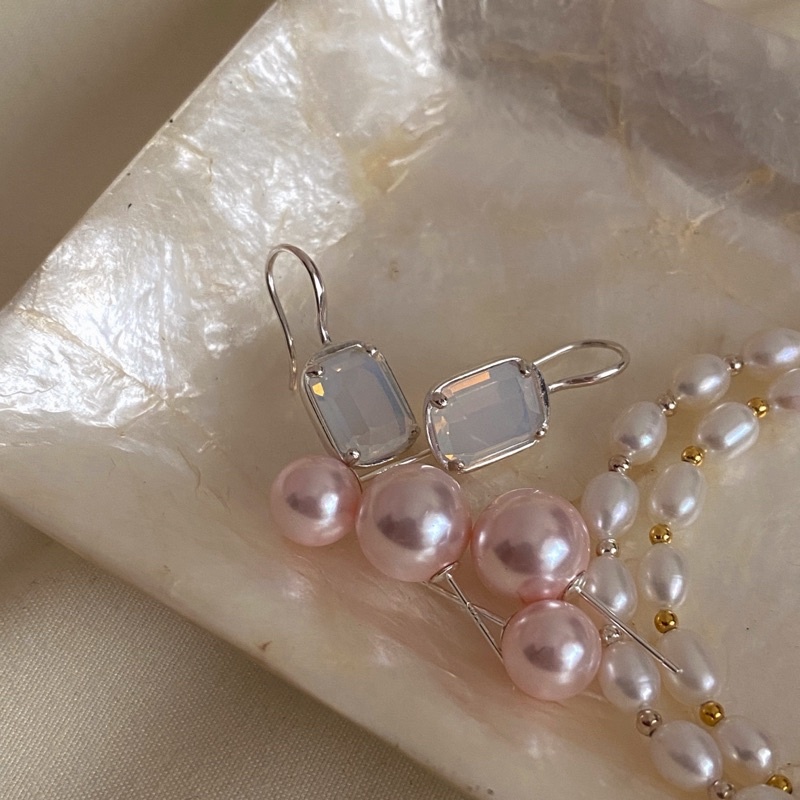 5d9467028ed536f5f24b2695216ae76a