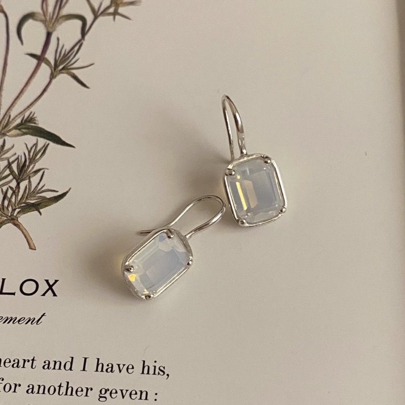 sg-11134201-22090-5zsf79xl0vhvbf